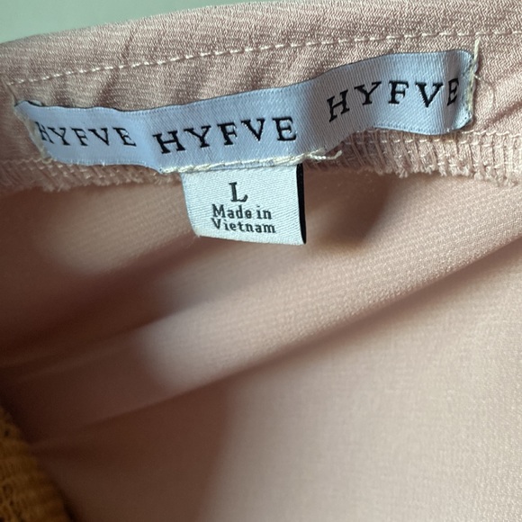 Large top 🌺 - Picture 3 of 3